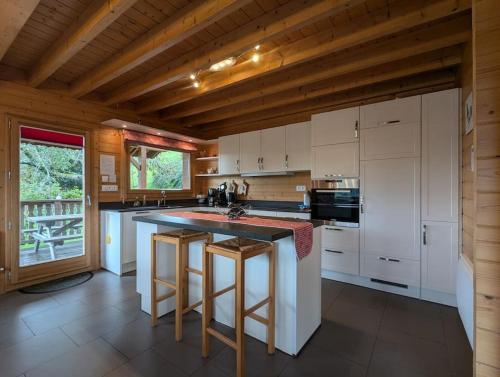 Cocina, Le Grand Chalet Bellevue - parking Wifi BBQ in La Bresse