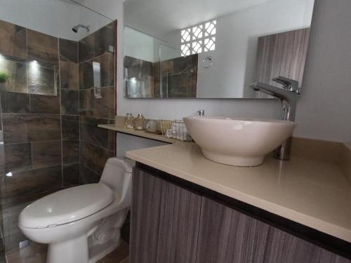Hermoso Loft cerca al poblado y al metro, Medellín (fotografie 6)