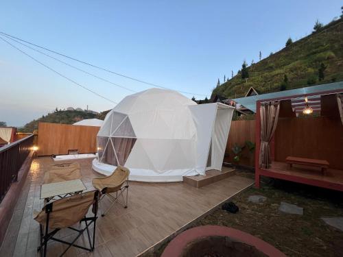 Oasis Inn Glamping, Panjadakan
