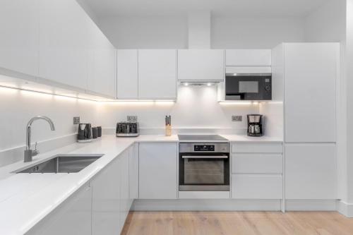 Attrezzature e servizi, SERCASA - Appletree Court - Kingston in Kingston upon Thames