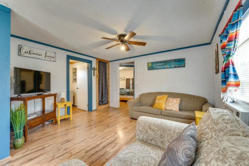 'Cabana Luna' Cabin w/ Deck, Swing & Fire Pit! in Rio Frio (TX)