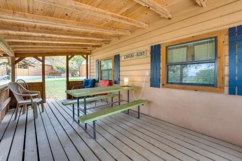 'Cabana Luna' Cabin w/ Deck, Swing & Fire Pit! in Rio Frio (TX)