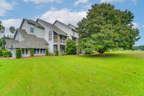 Sunny Titusville Retreat Near Space Coast! - image 3