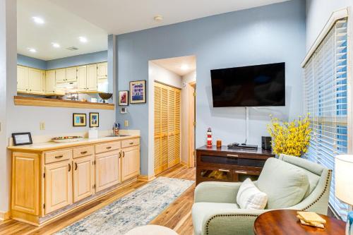 Sunny Titusville Retreat Near Space Coast! - image 7