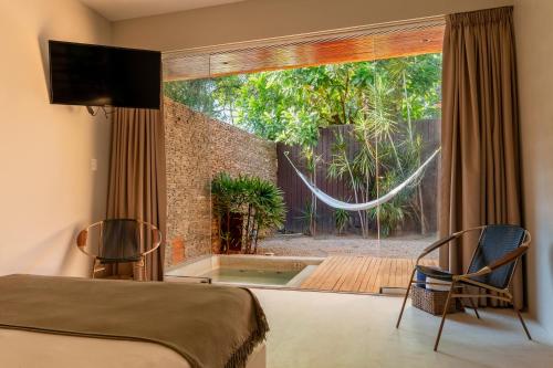Cacaoni Hotel in 초로니