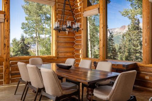 Bear Lodge - Modern log home at easy ski-in-out location, Telluride (Foto 6)