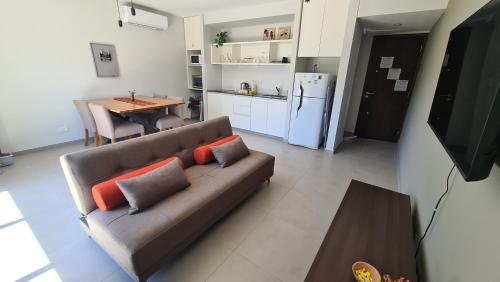 MALBEC Depto - Complejo Privado - Ruta del Vino - Turismo de negocio - A 5min Estadio Arena Maipu, 200 mt Il Mercato - 3 o 4 personas