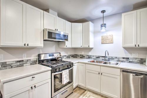 Quaint Clifton Home with Grill 1 Mi to Winery! - image 2