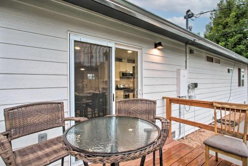 1 Mi to Winery Clifton Escape with Grill and Yard! in 그랜드 정션 공항