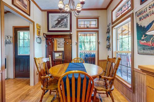 The Moose Cabin in Sevierville, USA