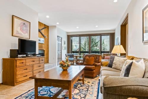 SunRiver E101 in Avon, USA