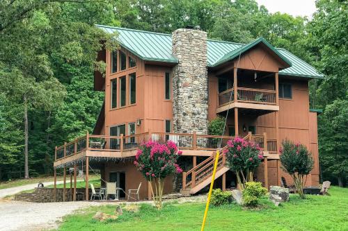 The Lodge at Lockett Creek Farm in Hot Springs Village, USA