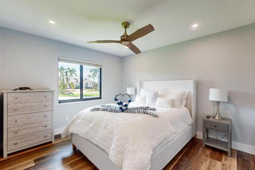 Tropical Treasure Retreat