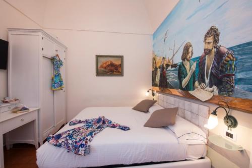 Standard Triple Room image 4