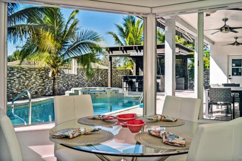 Tropical Pool Paradise x 6-BD 4-BA Luxury Living in Miami Lakes
