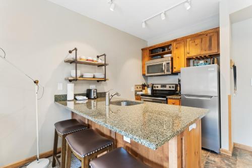 Black Bear 8055 by Summit County Mountain Retreats in Keystone, USA