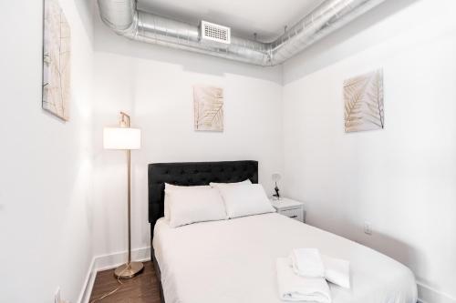 Modern 2Bedroom In MDR Free Parking in Los Angeles, USA