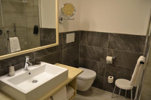 Hotel Azola - image 3