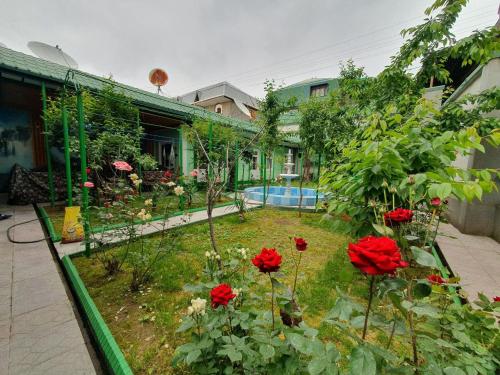 Частный дом 9 комнат, Dušanbe (fotografie 4)