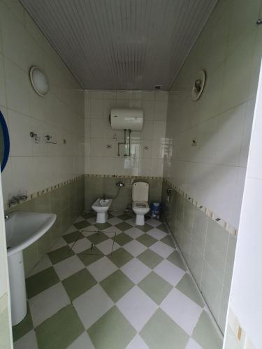 Частный дом 9 комнат, Dušanbe (fotografie 6)