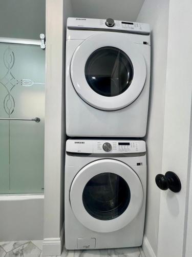 Modern 3-Bedroom Condo, Fully Furnished & Renovated in Boston, USA