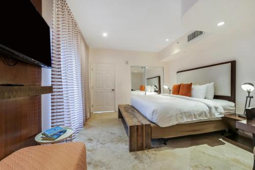 Casa Victoria Orchid Hotel in Miami Beach, USA