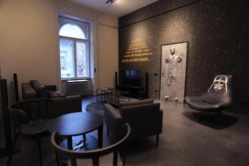 Galaxy Apartment 3