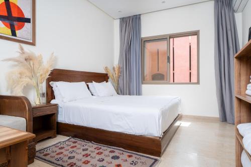 Superior Double Room image 6