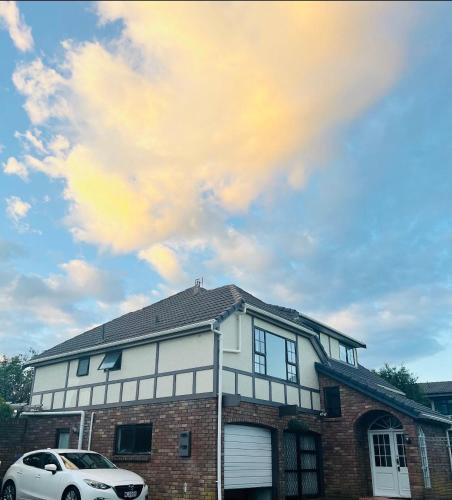 المنظر الخارجي, Master Bed with Seaview in West Harbour