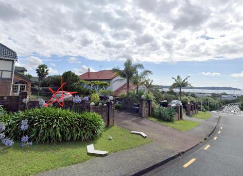 المنطقة المحيطة, Master Bed with Seaview in West Harbour