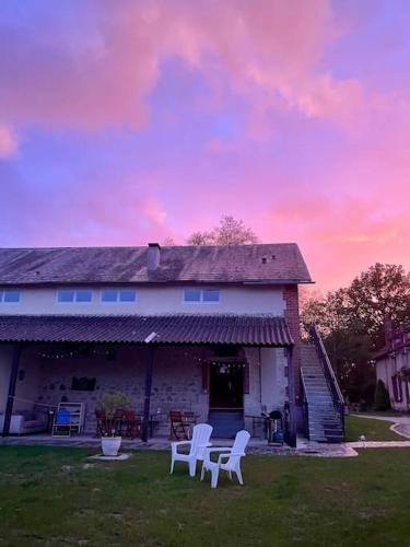 Gite de groupe à la campagne Salle Espace jacuzzi hammam sport (Gite de groupe a la campagne Salle Espace jacuzzi hammam sport) in Lorris