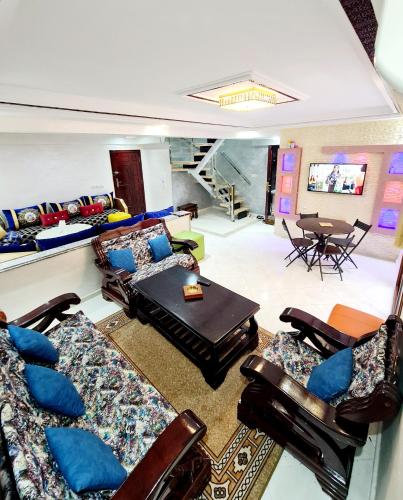 Luxury Apartment Fes - Family Suites in 레지던스 리아드