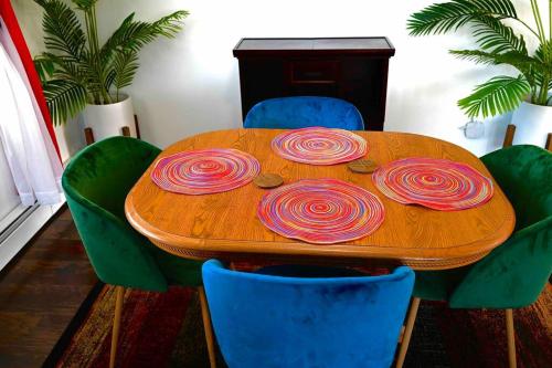 Bright & cozy 2nd Floor Apartment Close to NYC in Belleville (NJ)