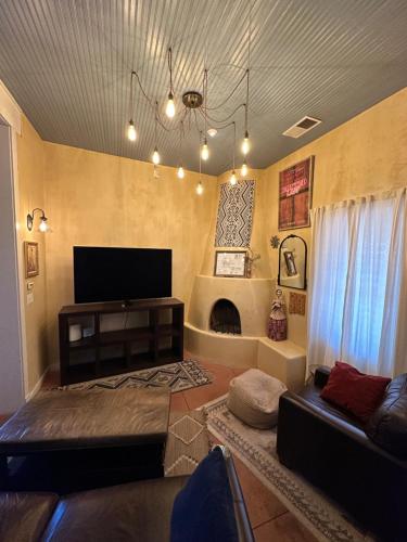 Painted Lady Bed & Brew in Albuquerque, USA