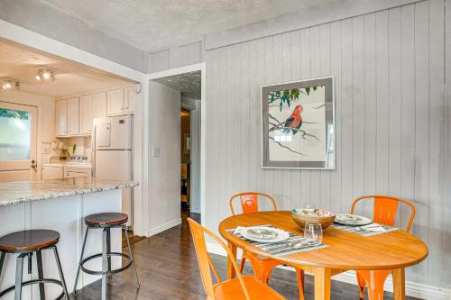 Near Hospitals and Red Rocks Dog-Friendly Home! in Englewood (CO)