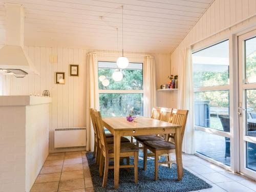 บริการและสิ่งอำนวยความสะดวก, Enchanting Hideaway in Henne Town-By Traum in เคียร์เกบี