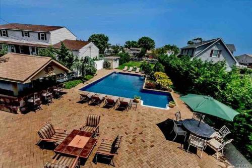 Waterfront Paradise on Long Island in Massapequa, USA