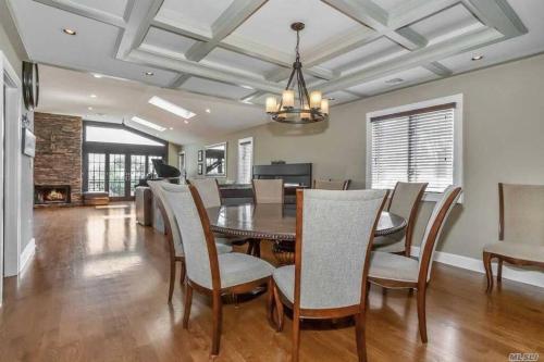 Waterfront Paradise on Long Island in Massapequa, USA