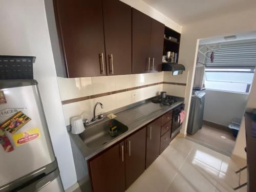 Acogedor apartamento cerca al estadio, expofuturo y Villa Olimpica in Olimpica