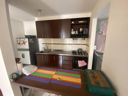 Acogedor apartamento cerca al estadio, expofuturo y Villa Olimpica in Olimpica