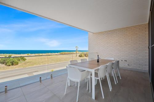 Driftwood Port Noarlunga South in Port Noarlunga South