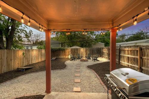Luxury farmhouse - 10 min from DT - sleeps 10 in Austin, USA