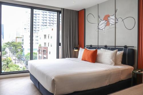 room detail thumbnail 0