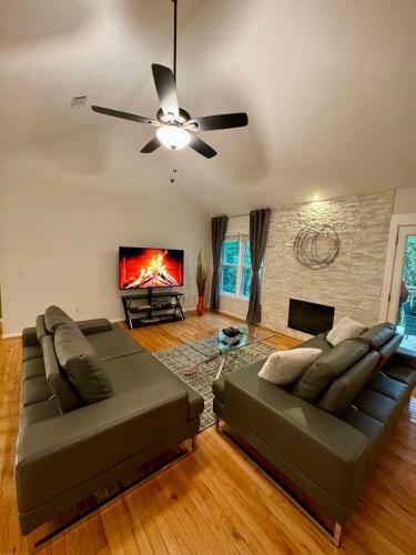 Modern Spacious Retreat near Braves stadium in Marietta, USA