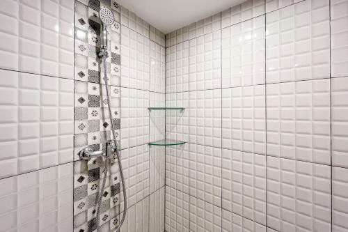 Studio Apartment image 1
