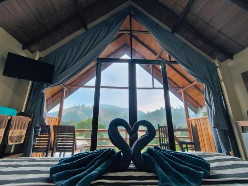 Ella Lovers View Cabins - Tap to explore photos