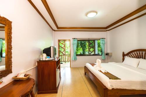 room detail thumbnail 0