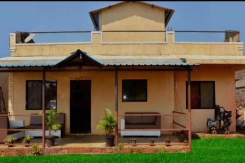 Savitri Bungalow, Panchgani