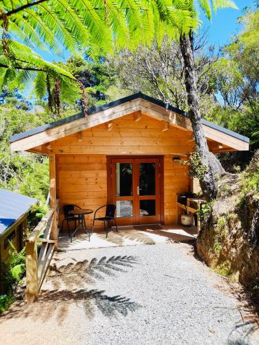 Viesnīcas āriene, Tawa Cove Cabins in Endeavorinleta