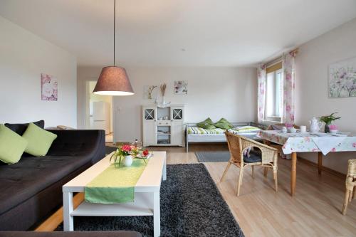 ทัศนียภาพภายนอกโรงแรม, Ferienwohnung Postel in เมลดอร์ฟ